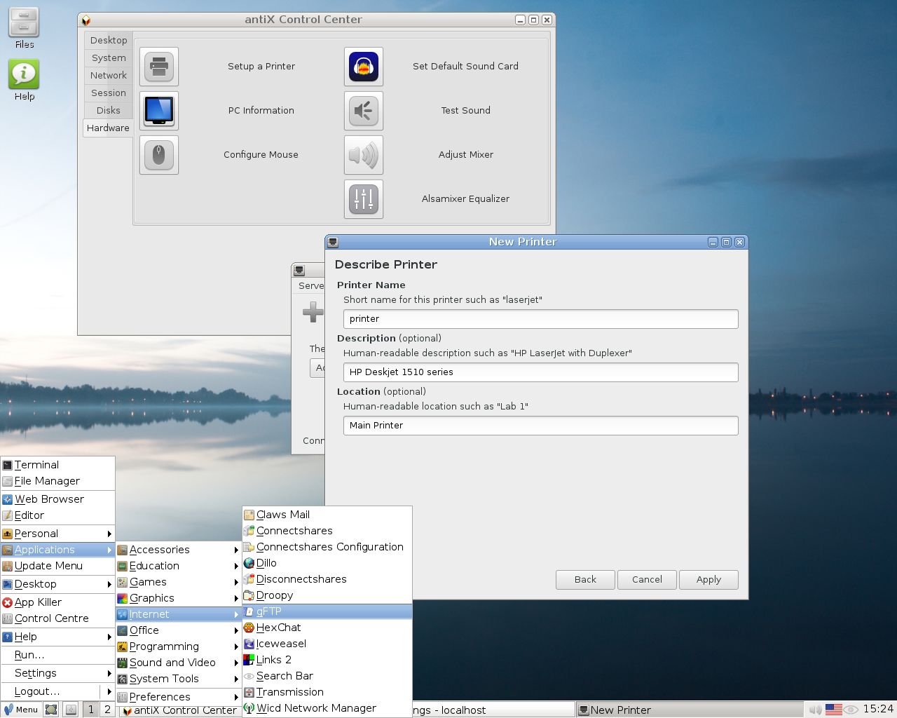 antiX desktop screenshot: 15 menu