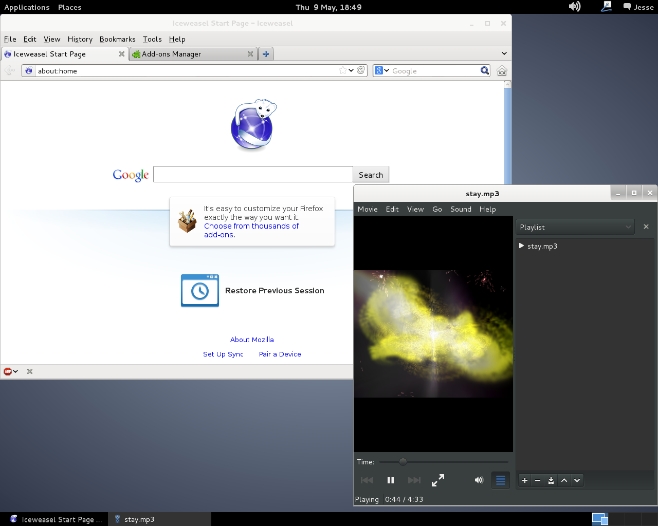 Debian desktop screenshot: 7.0 media