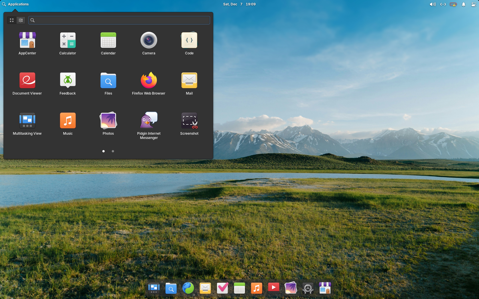 elementary desktop screenshot: 8.0 menu