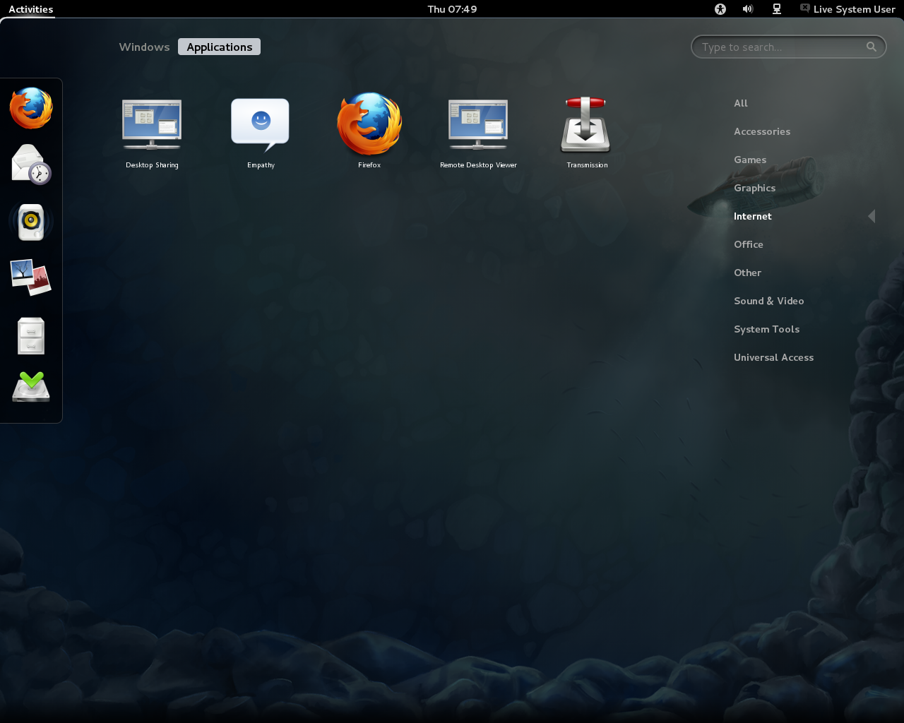Fedora desktop screenshot: 16