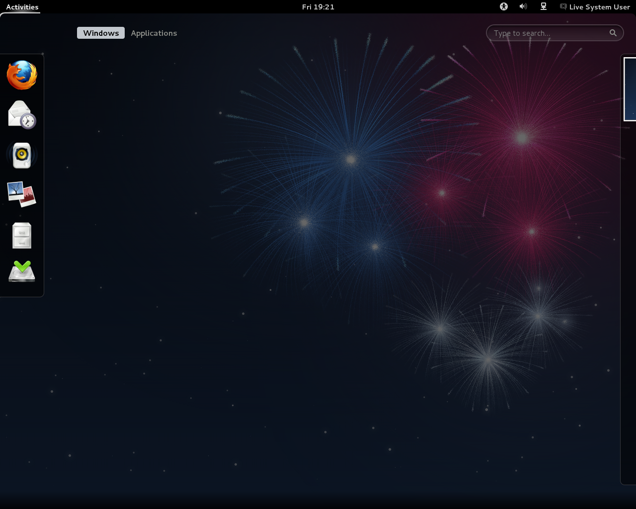 Fedora desktop screenshot: 17