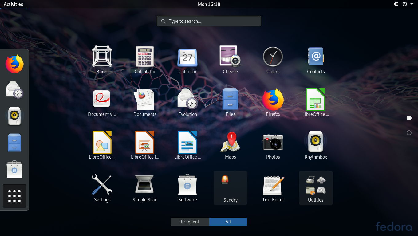 Fedora desktop screenshot: 29 applications