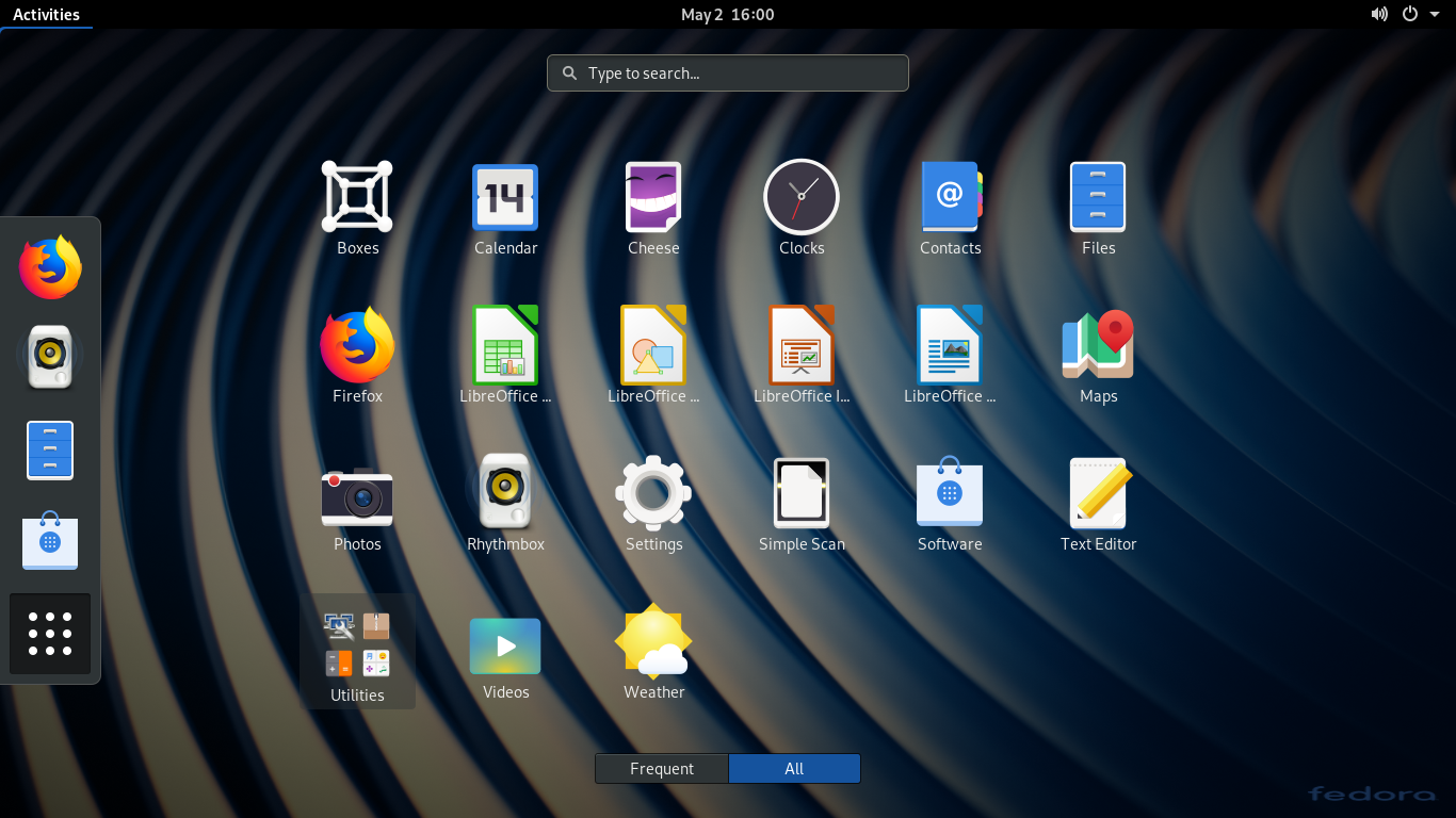 Fedora desktop screenshot: 30 workstation default software selection