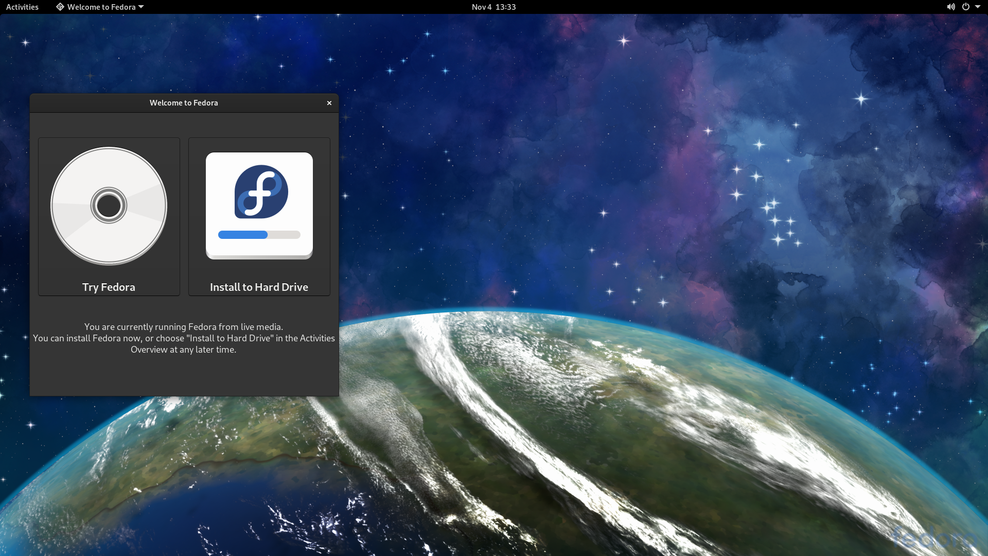Fedora desktop screenshot: 33 live desktop with welcome to fedora window
