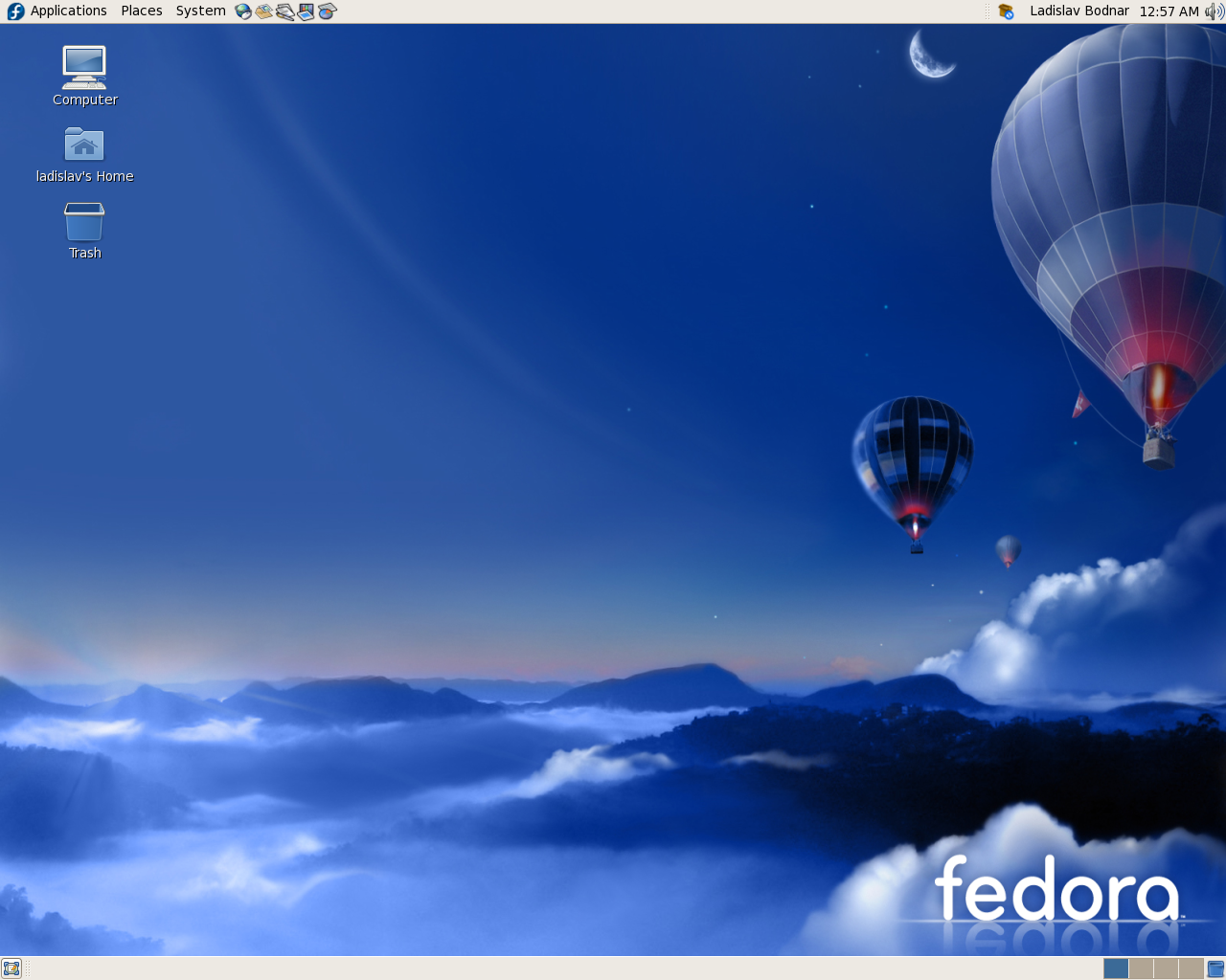 Fedora desktop screenshot: 7