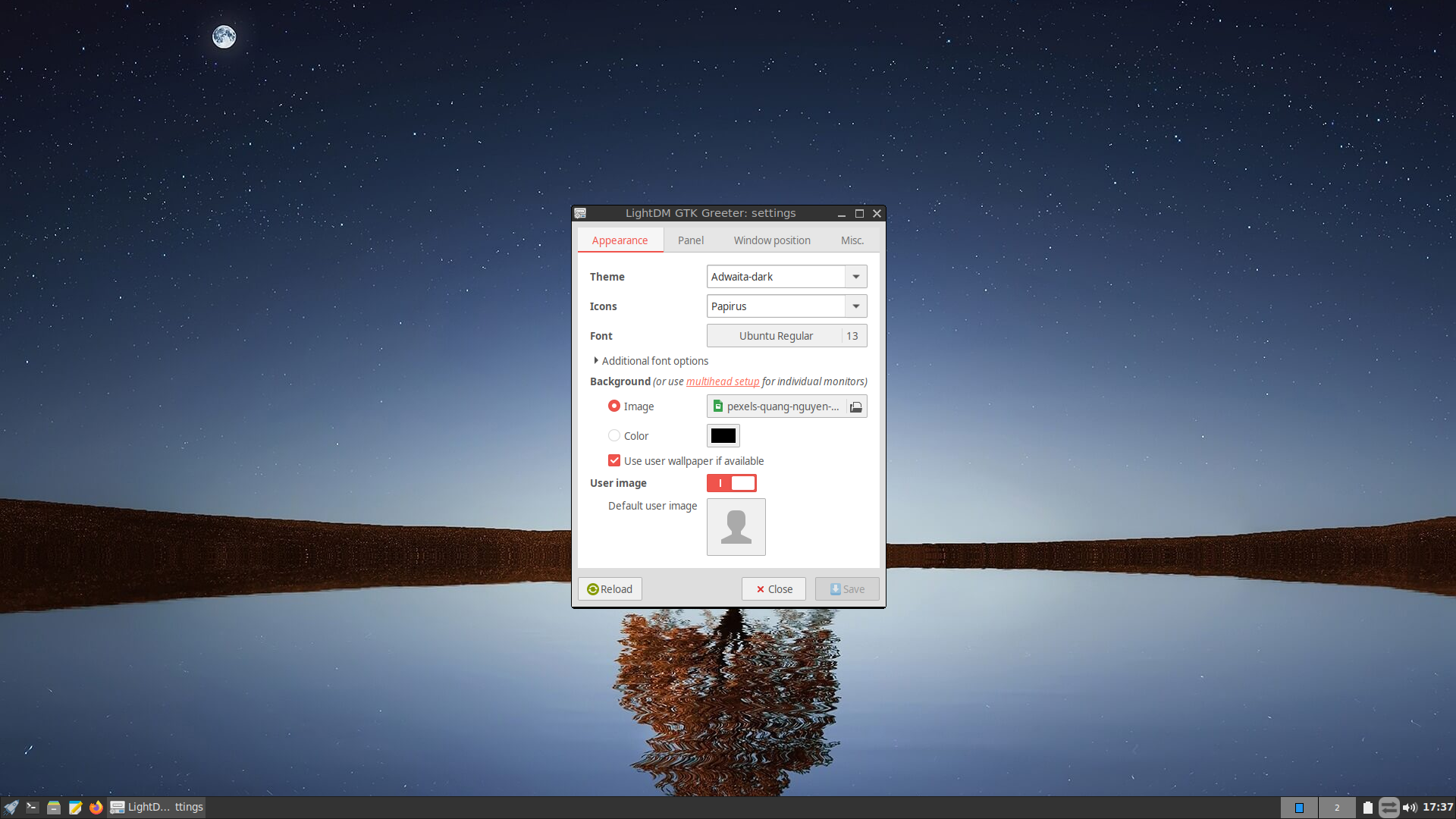 FunOS desktop screenshot: 24.04.1 greeter