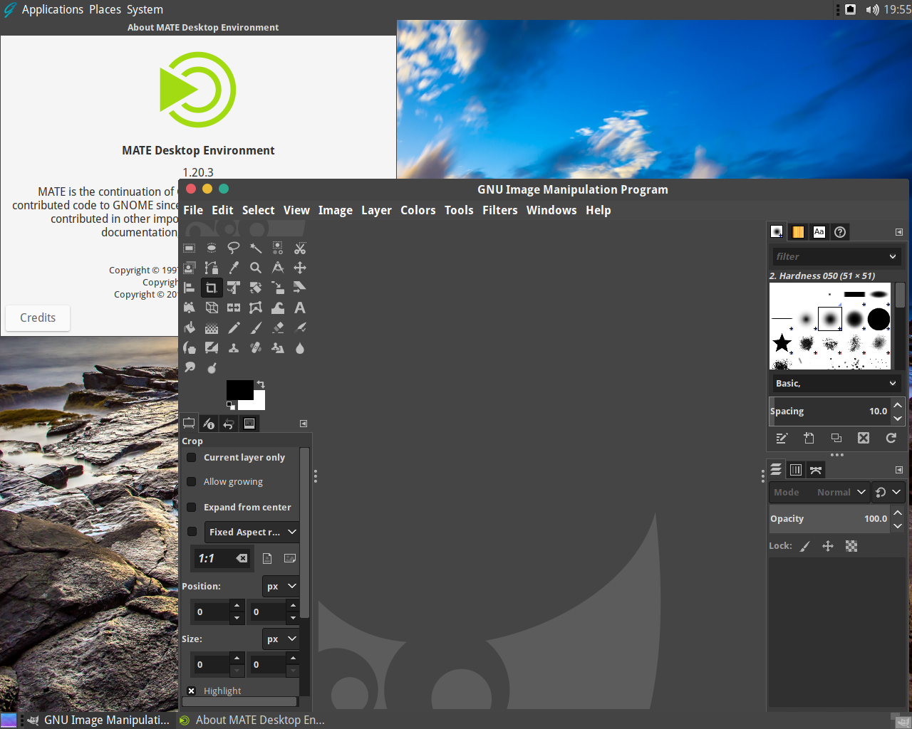 GhostBSD desktop screenshot: 18.10 buttons