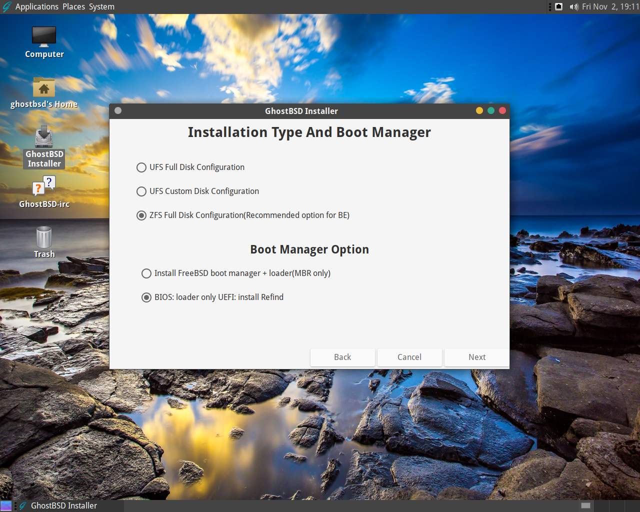 GhostBSD desktop screenshot: 18.10 installer