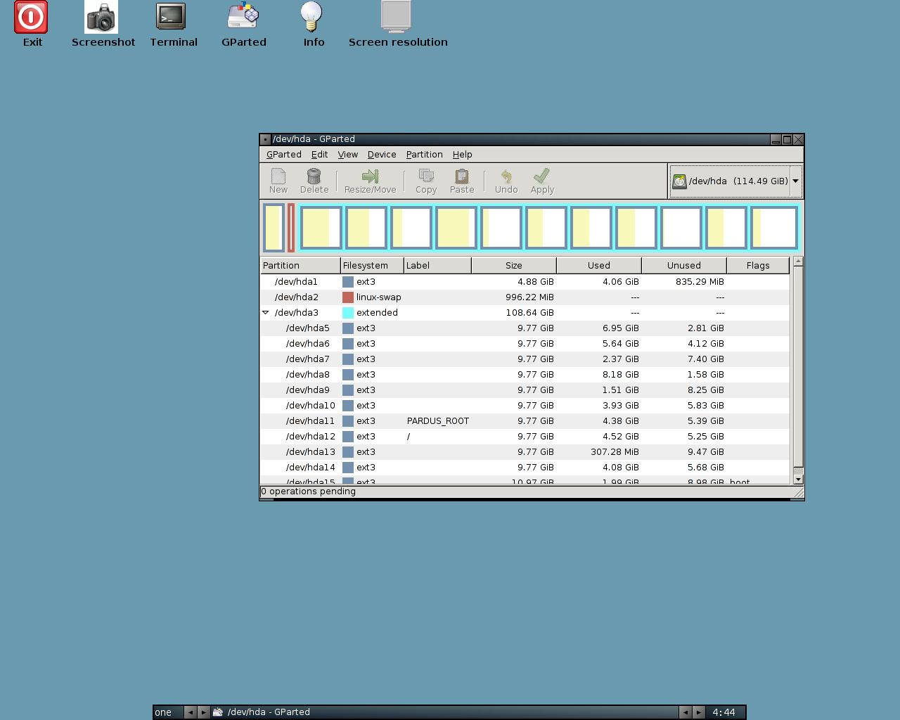 GParted desktop screenshot: 0.3.9 13
