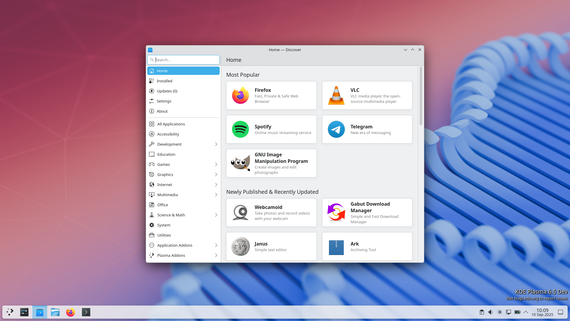 KDE Linux desktop screenshot: 2025 discover