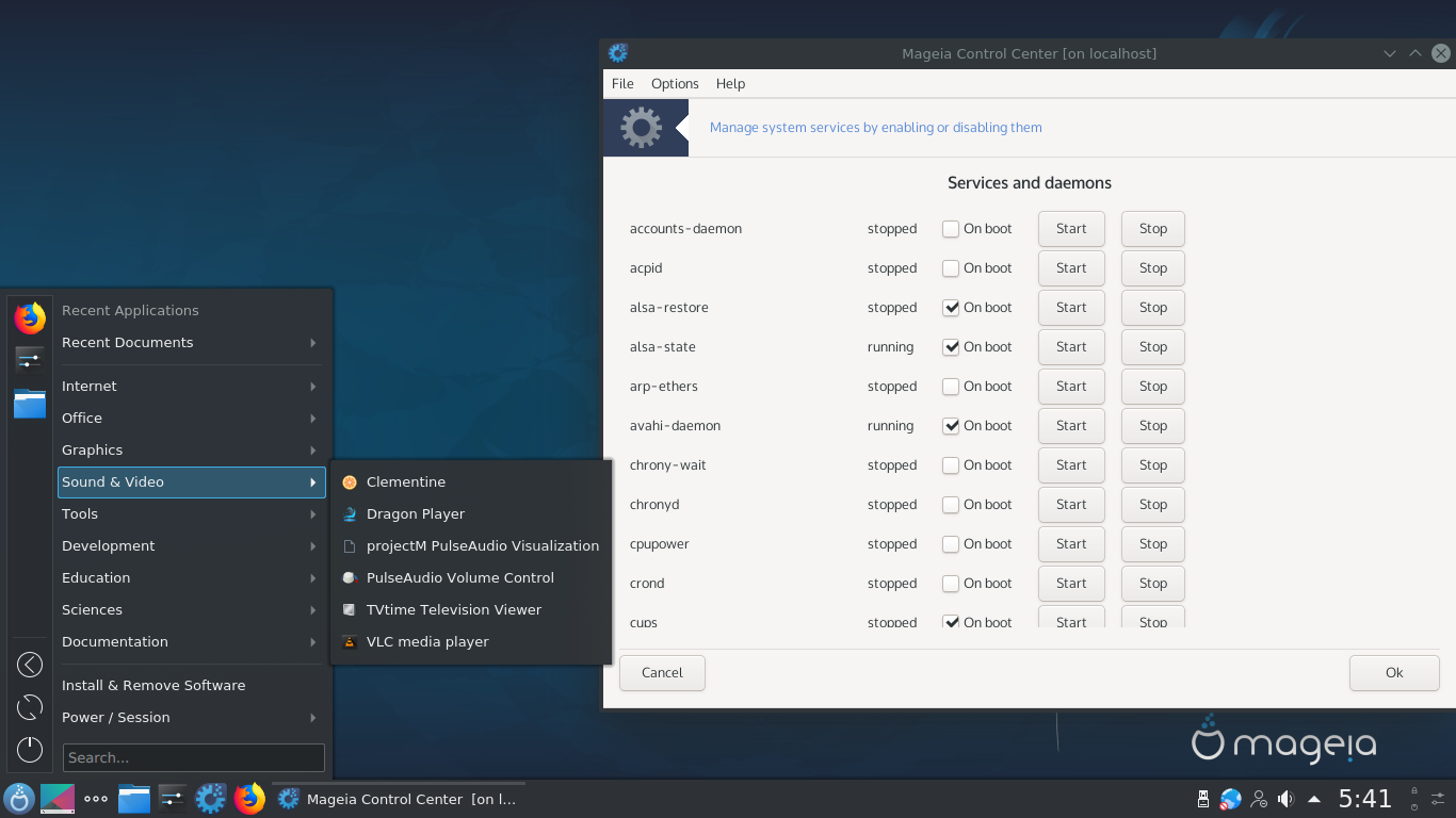 Mageia desktop screenshot: 7 menu