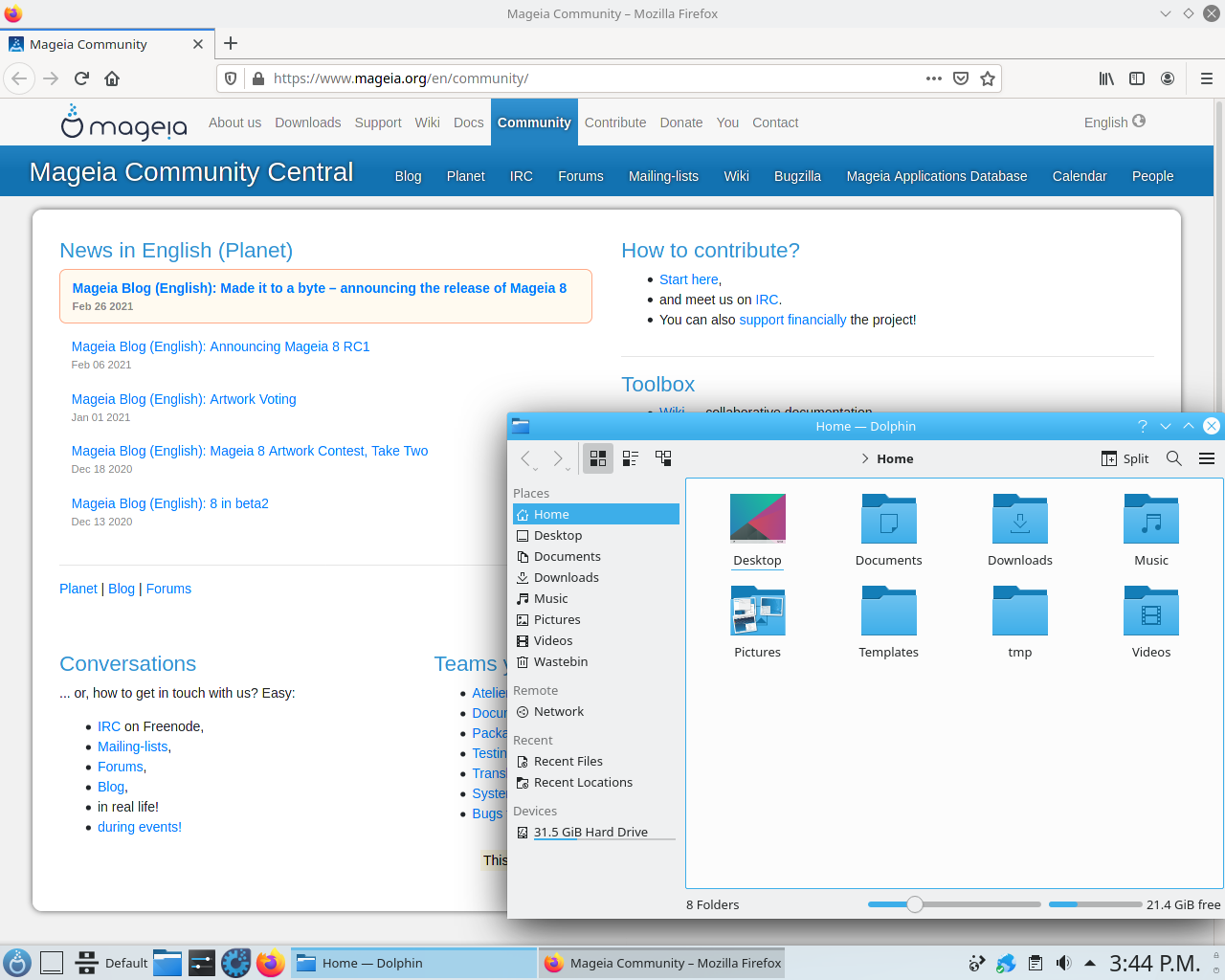 Mageia desktop screenshot: 8 firefox dolphin