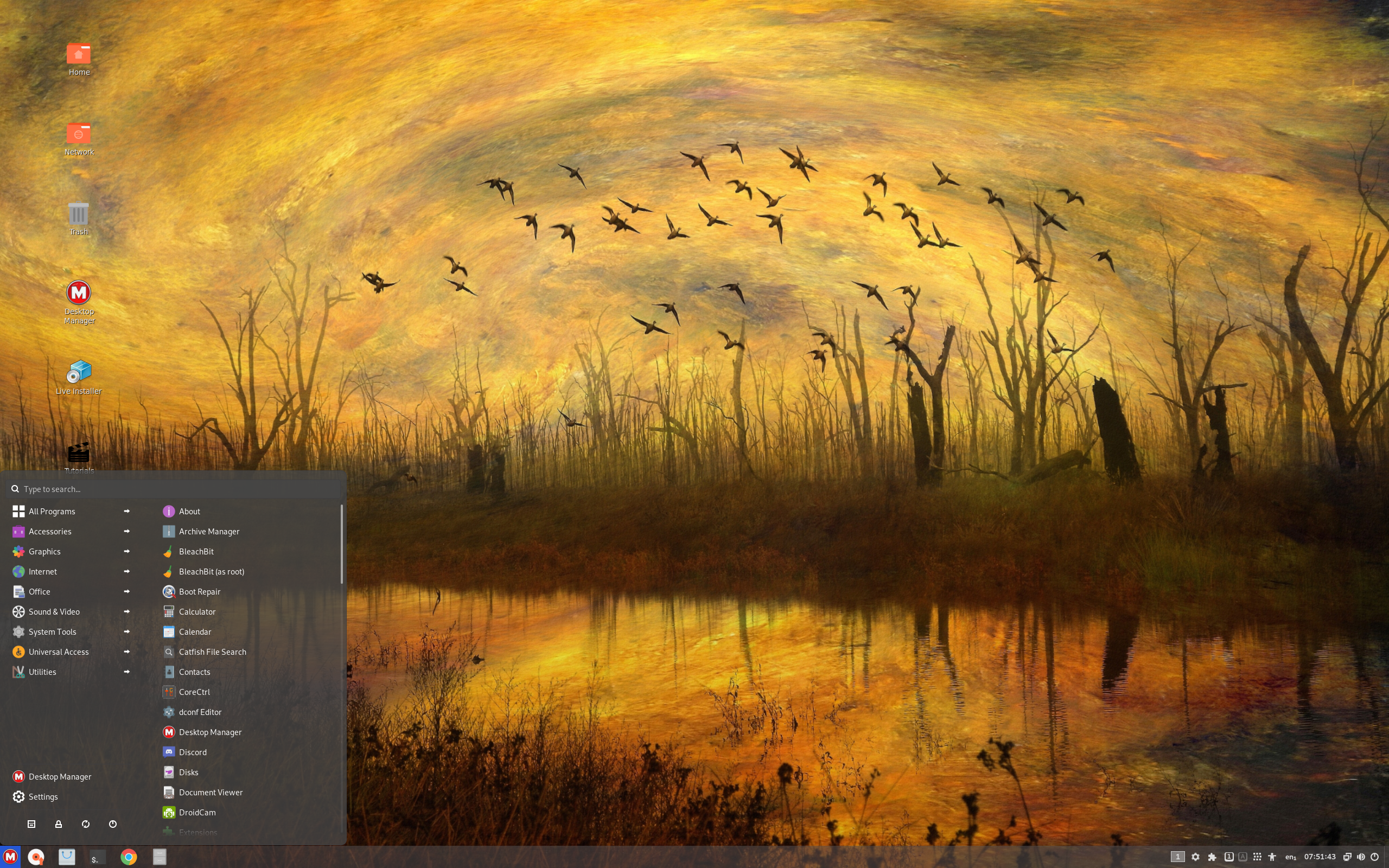 MakuluLinux desktop screenshot: 2022 07 18