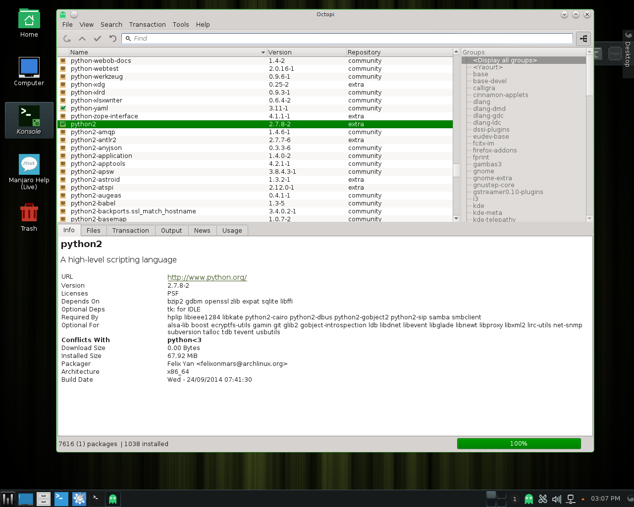 Manjaro desktop screenshot: 0.8.11 packages