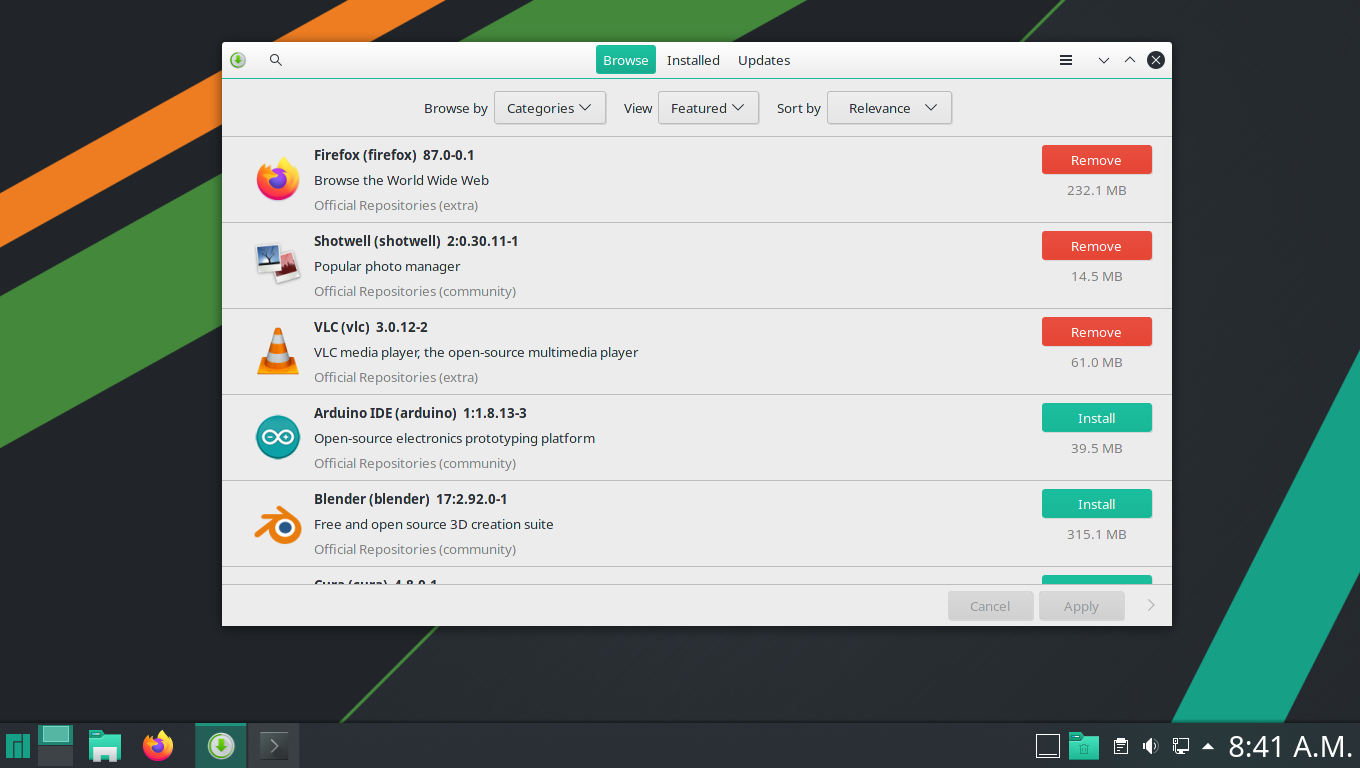 Manjaro desktop screenshot: 21.0 pamac