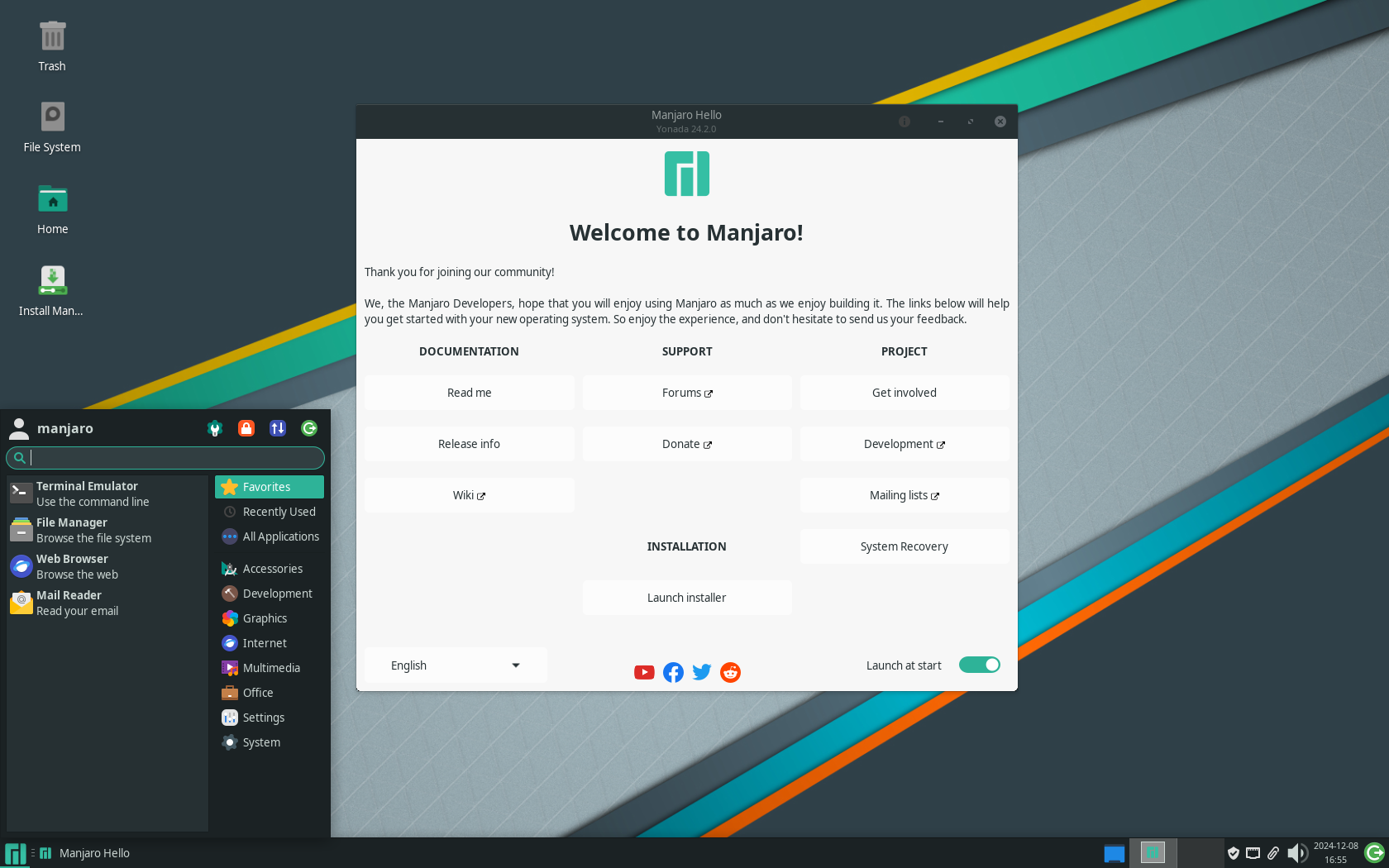 Manjaro desktop screenshot: 24.2.0
