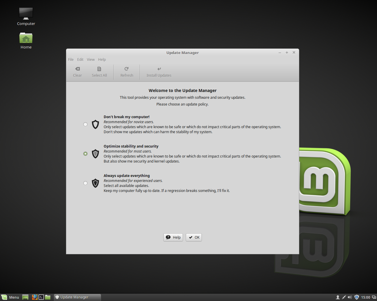 Linux Mint desktop screenshot: 18 update policy