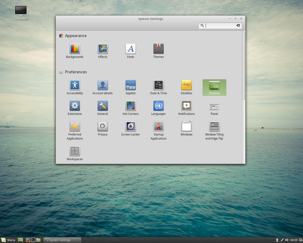 Linux Mint desktop screenshot: 2 lmde settings