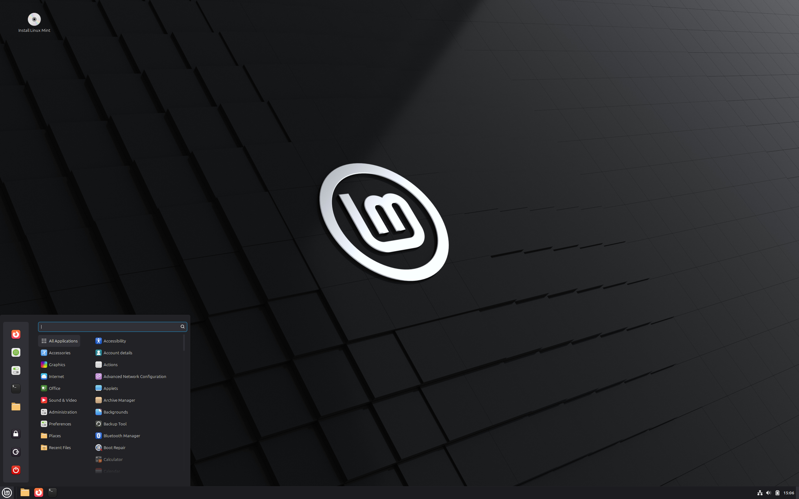 Linux Mint desktop screenshot: 22.2 cinnamon