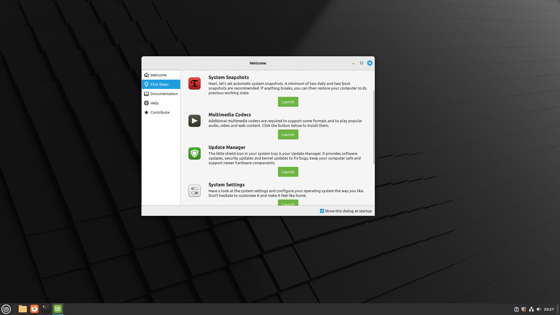 Linux Mint desktop screenshot: 6 lmde welcome