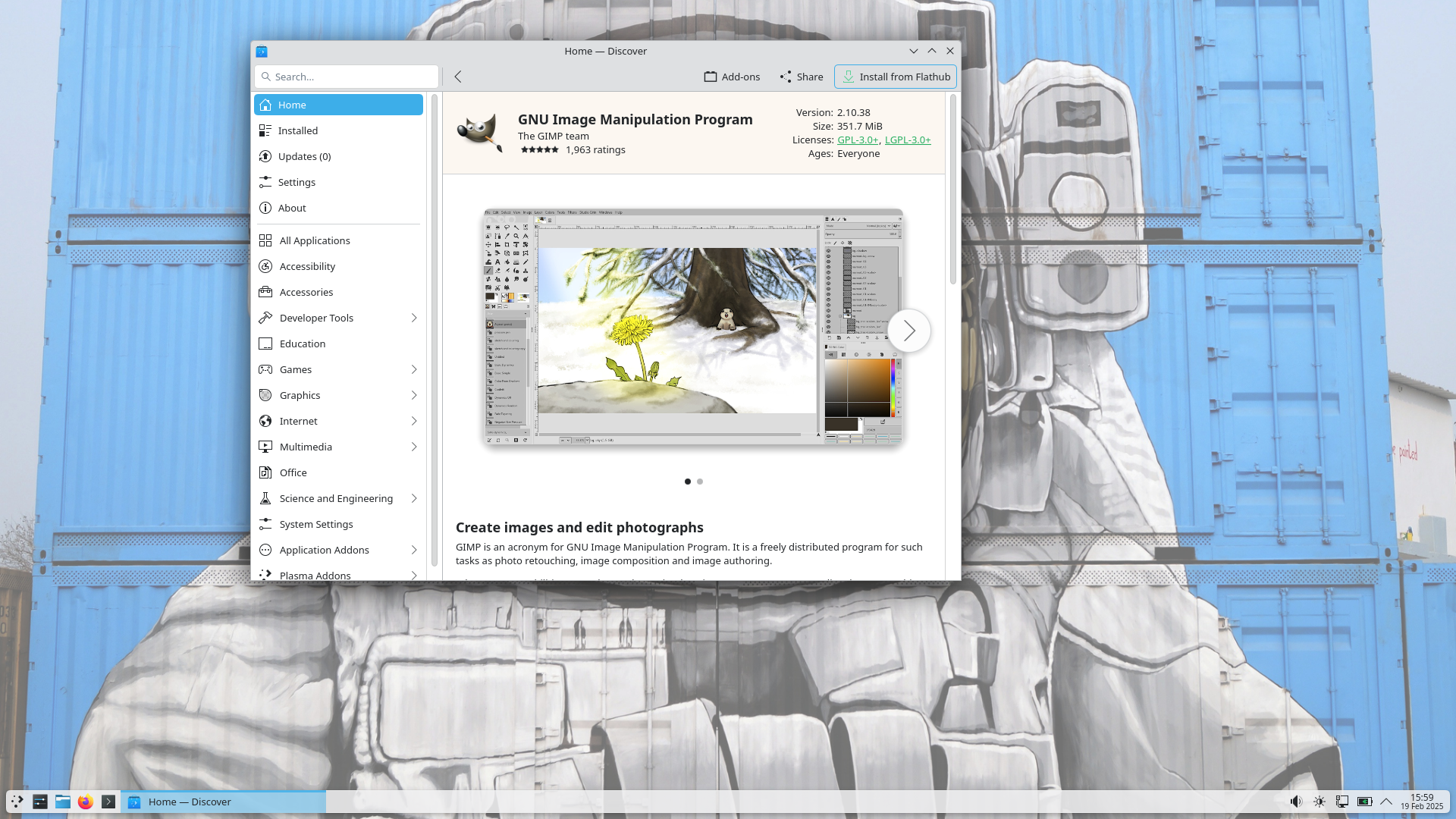 MocaccinoOS desktop screenshot: 1.8.1 discover