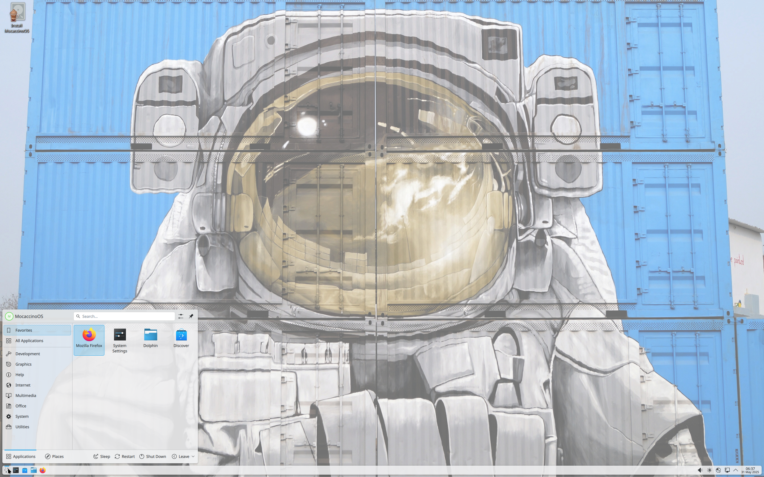 MocaccinoOS desktop screenshot: 1.8.2 kde
