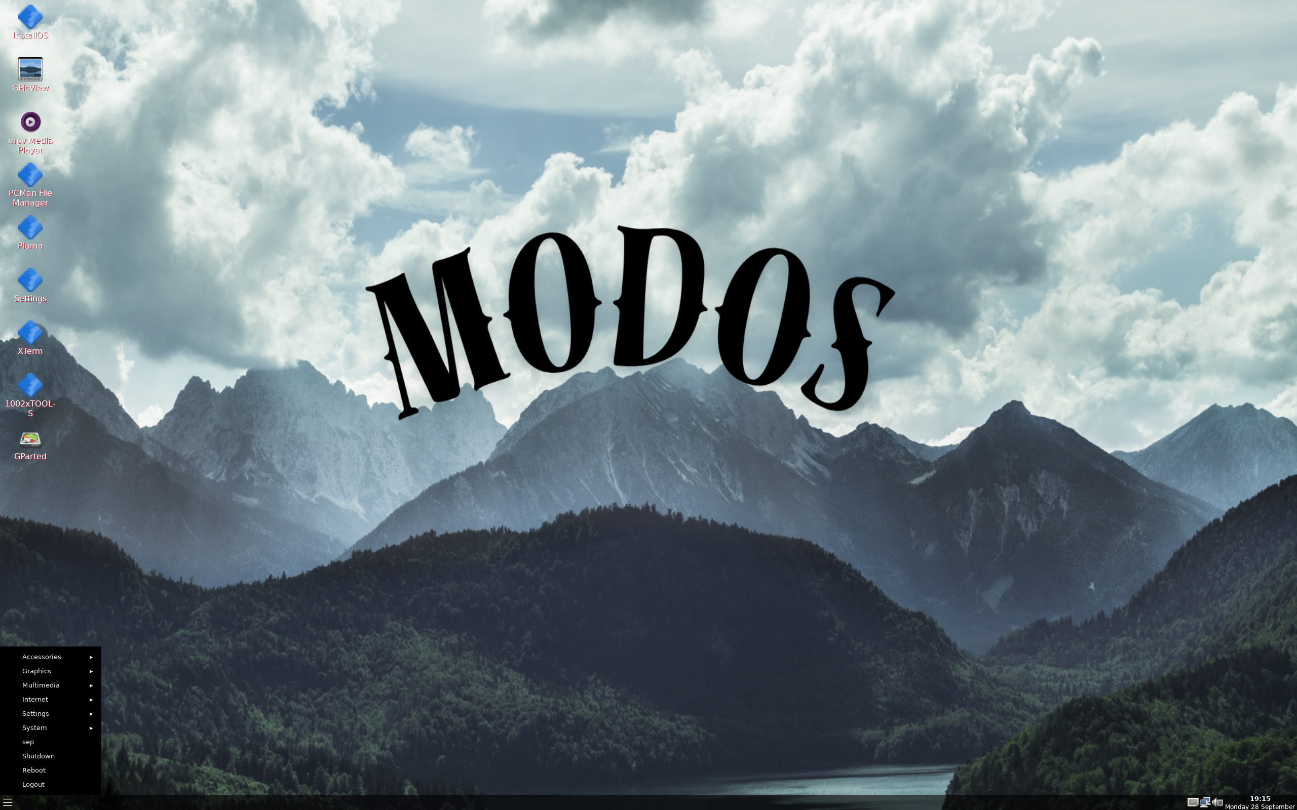 MODOS desktop screenshot: 13.7 fluxbox