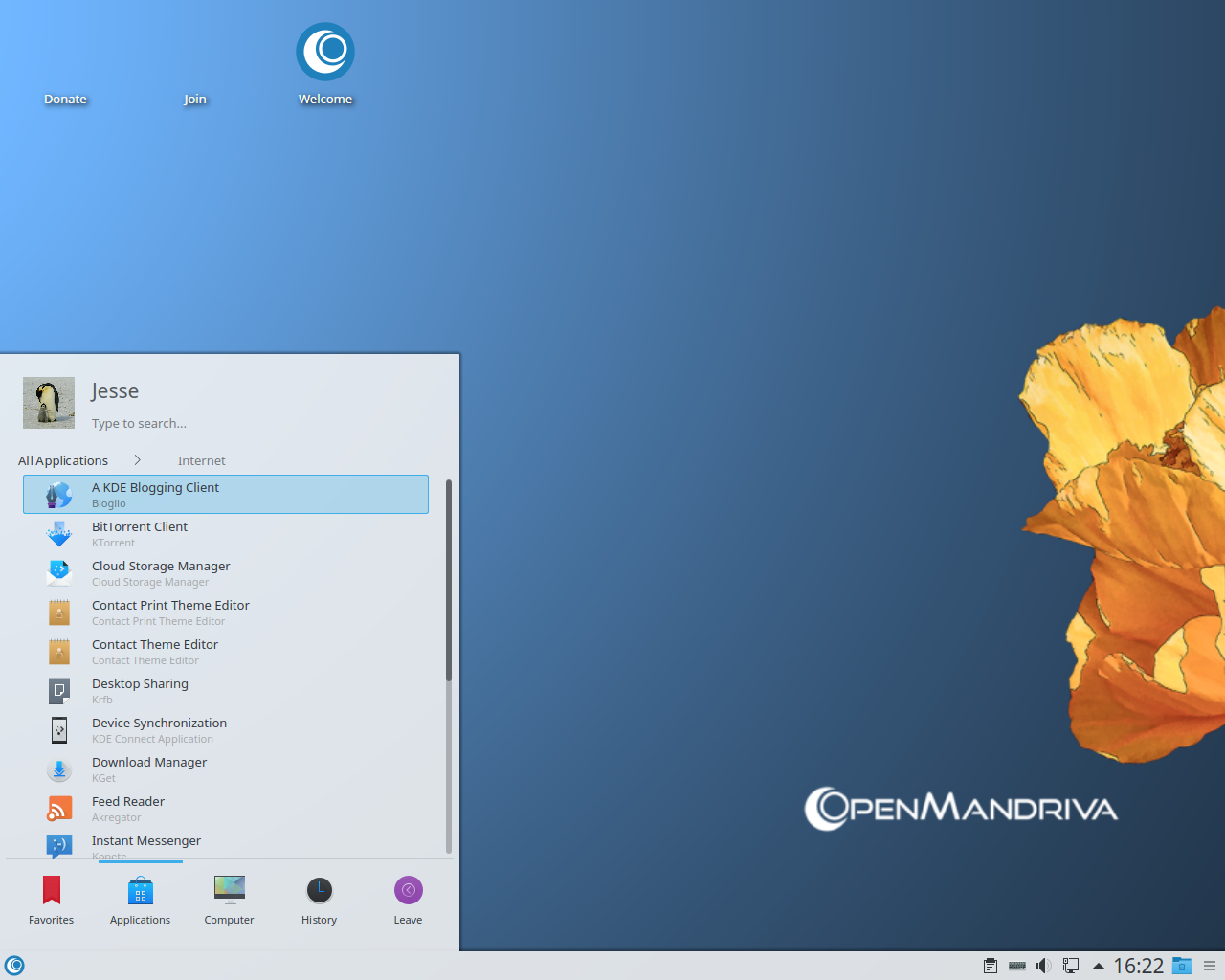 OpenMandriva desktop screenshot: 3.0 menu