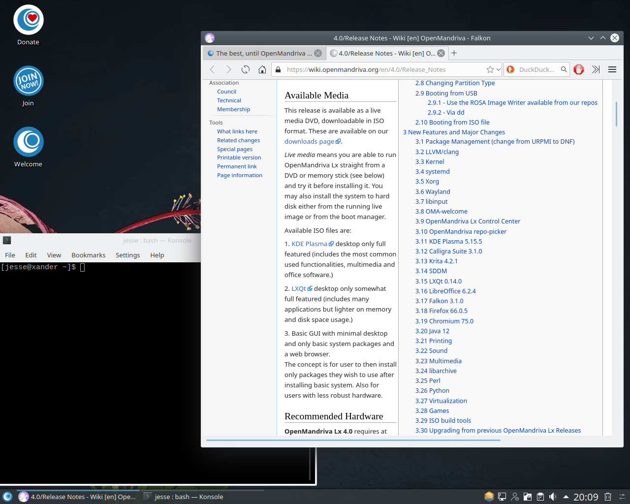 OpenMandriva desktop screenshot: 4.0 apps