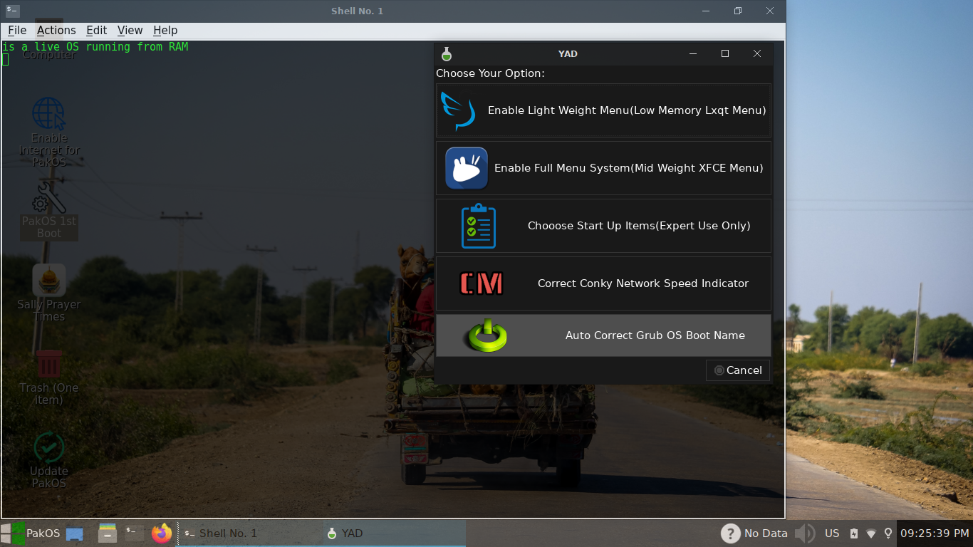 PakOS desktop screenshot: 2020 08 24 first run