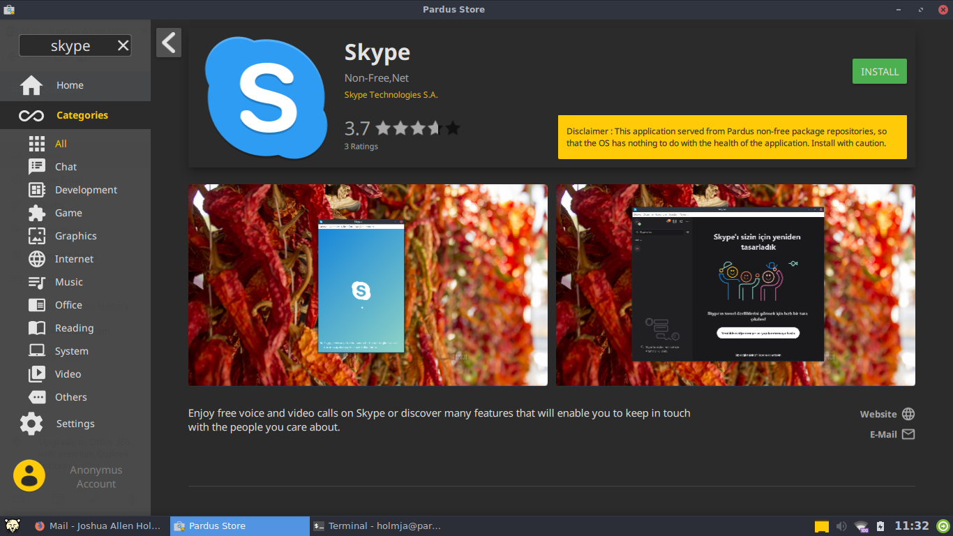 Pardus desktop screenshot: 17.5 skype in pardus store