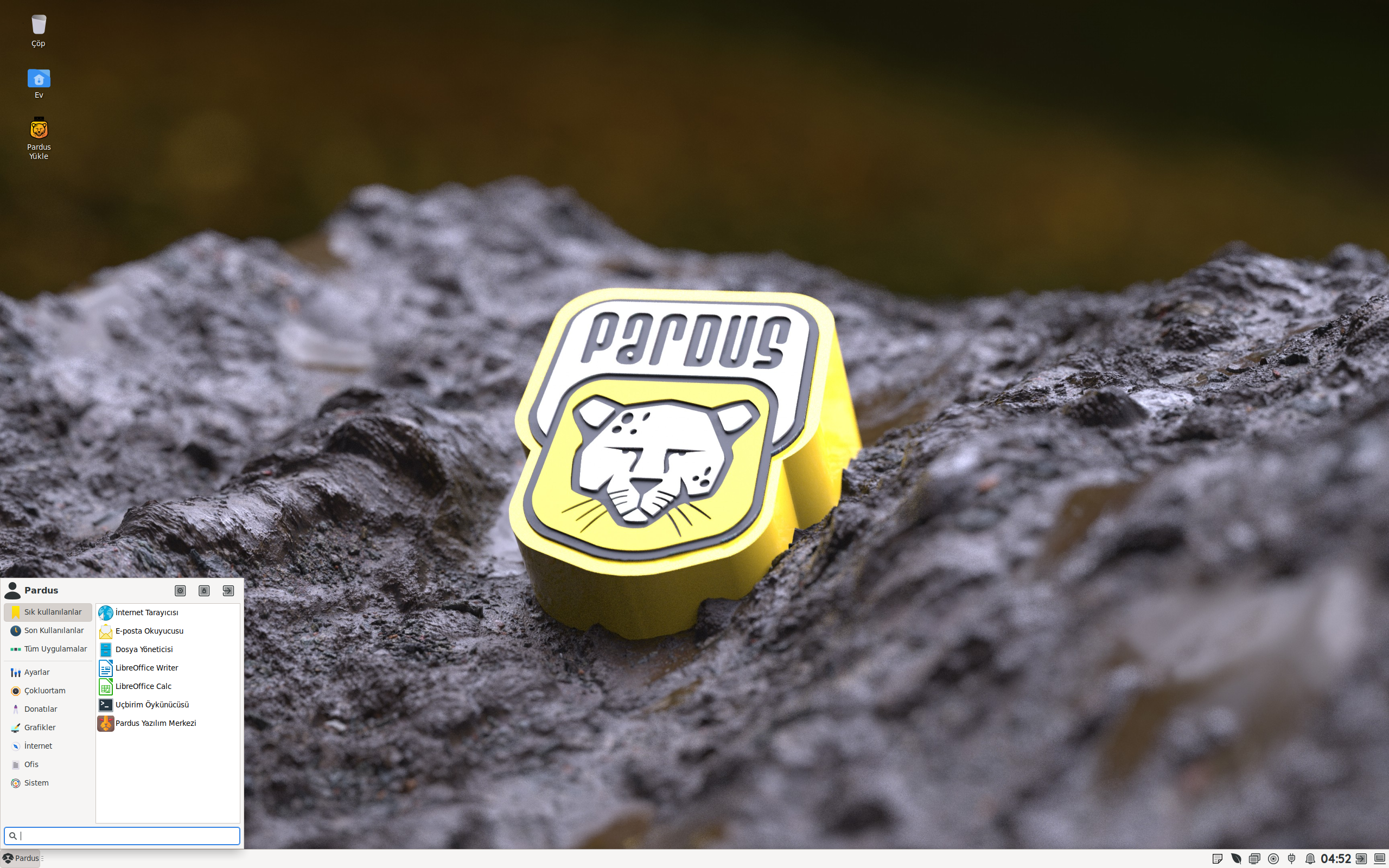 Pardus desktop screenshot: 21.3