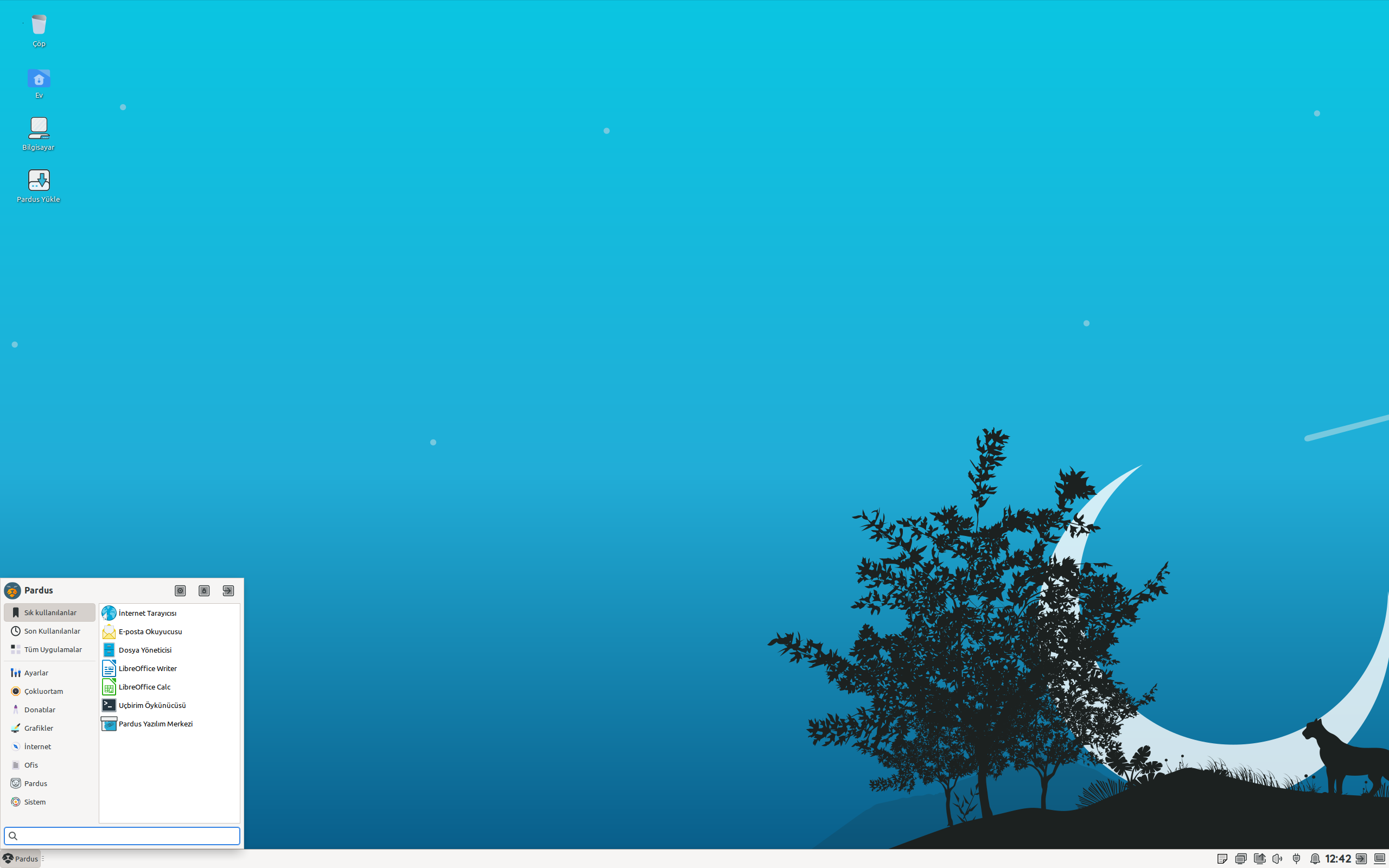 Pardus desktop screenshot: 23.0