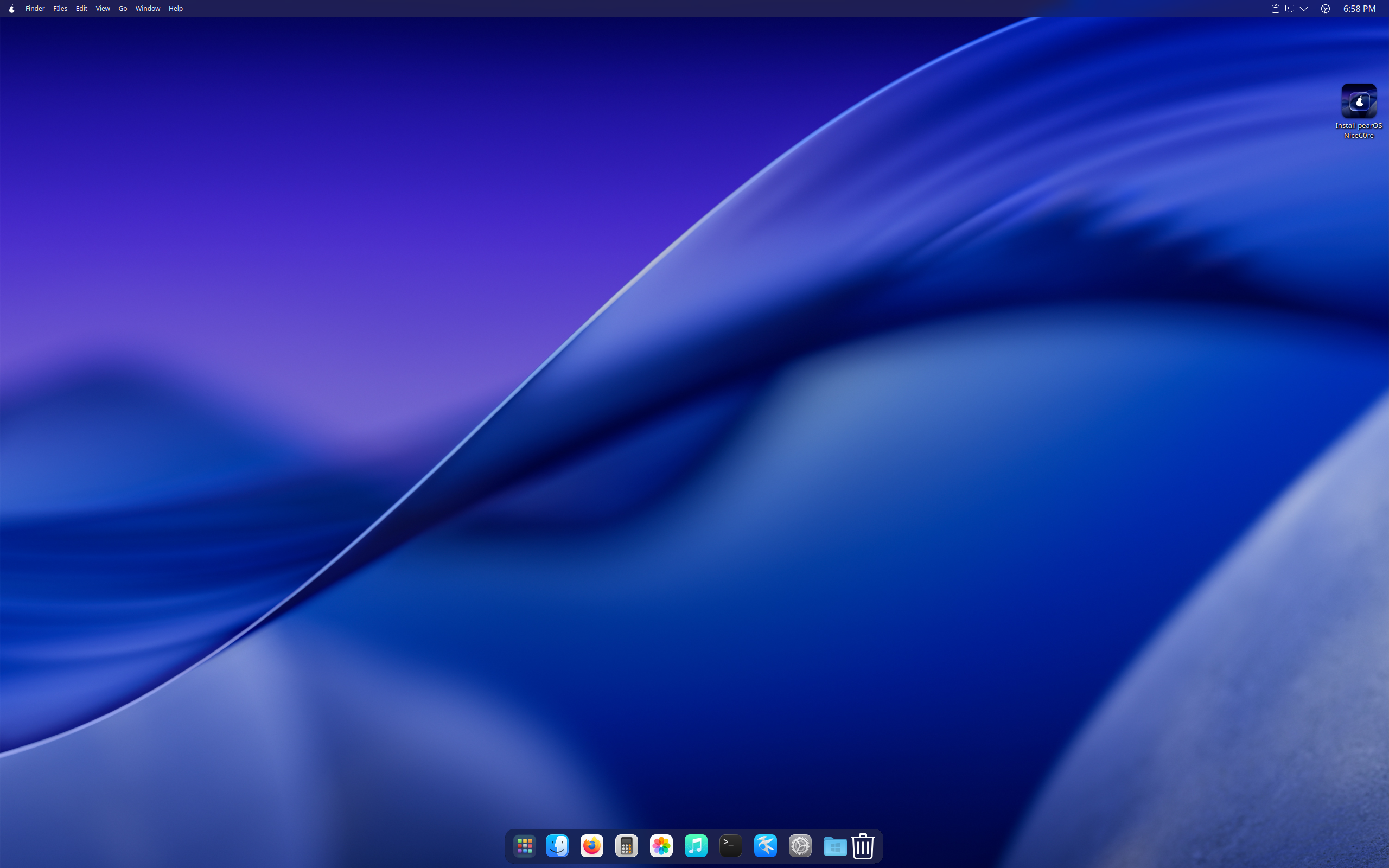 pearOS desktop screenshot: 2025.11