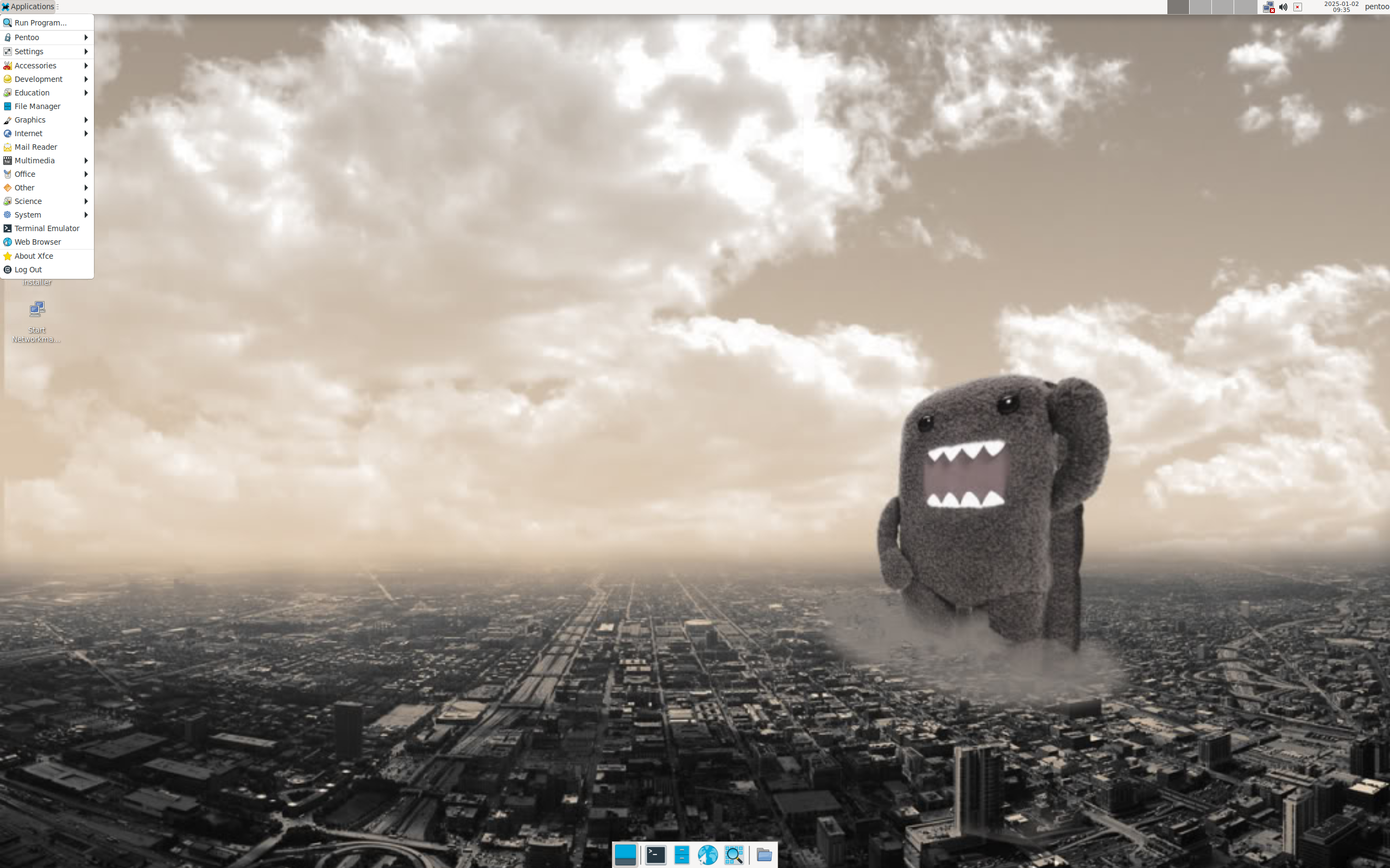 Pentoo desktop screenshot: 2025.0