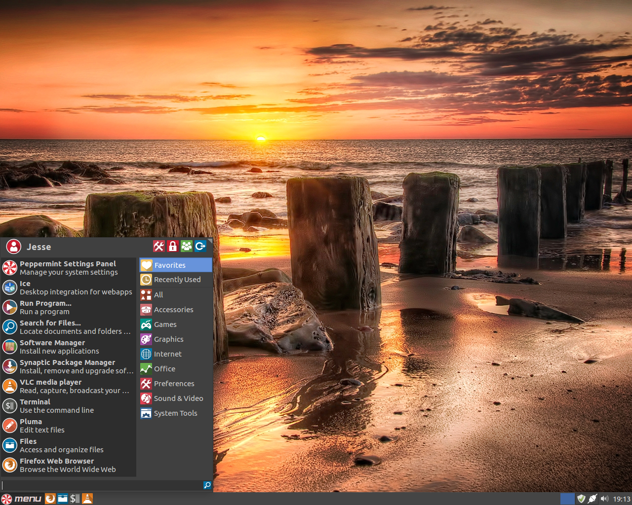 Peppermint desktop screenshot: 7 menu