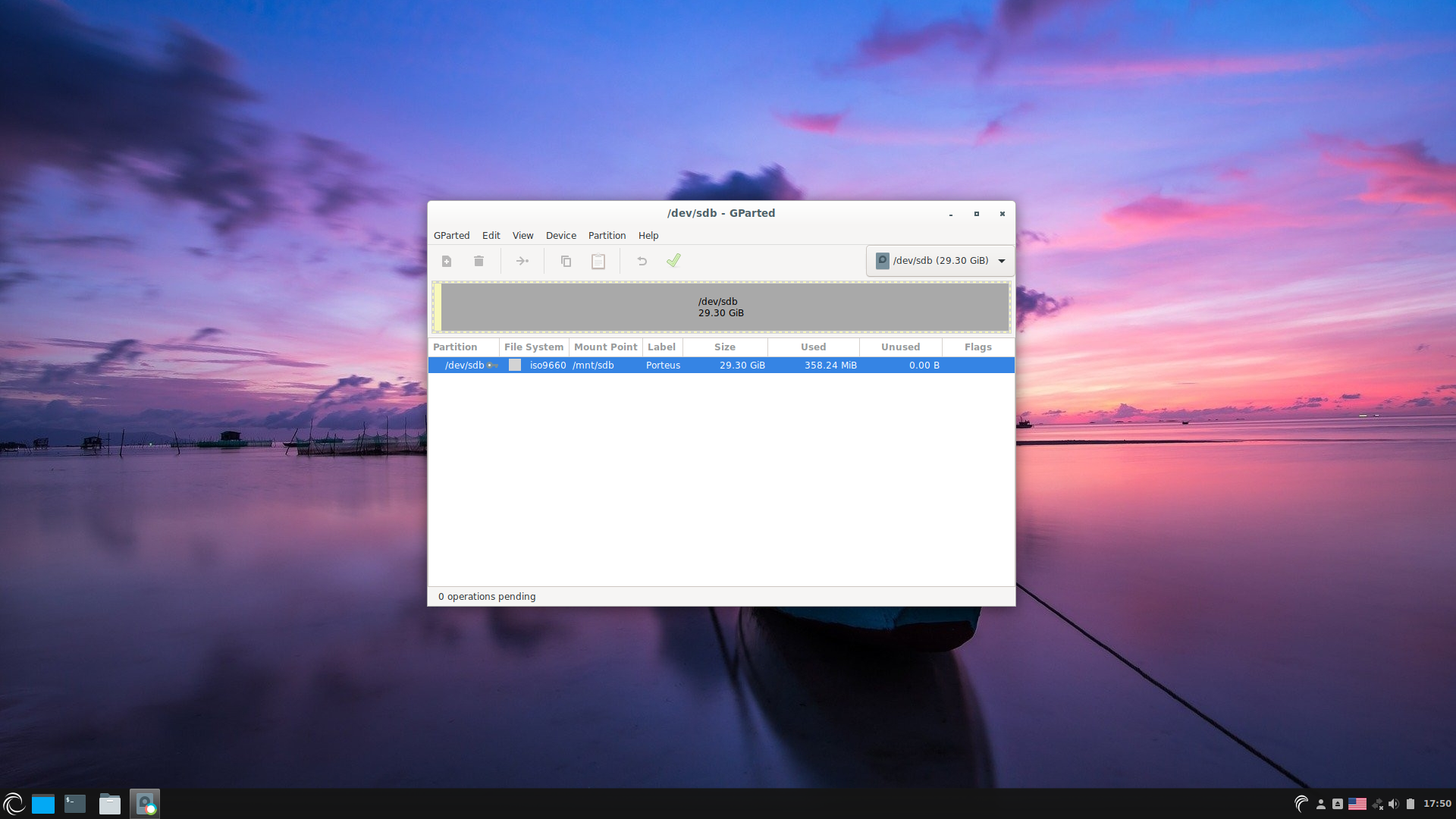 Porteus desktop screenshot: 5.0 gparted