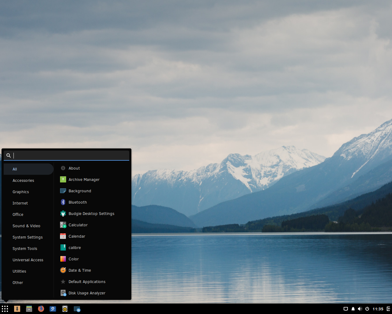 Solus desktop screenshot: 4.0 menu