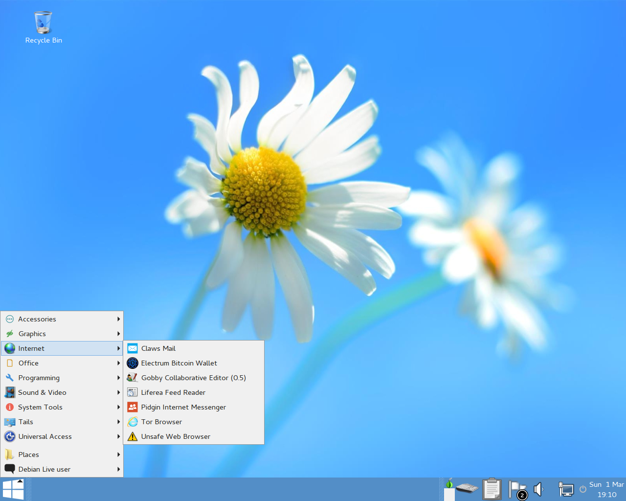 Tails desktop screenshot: 1.3 windows theme