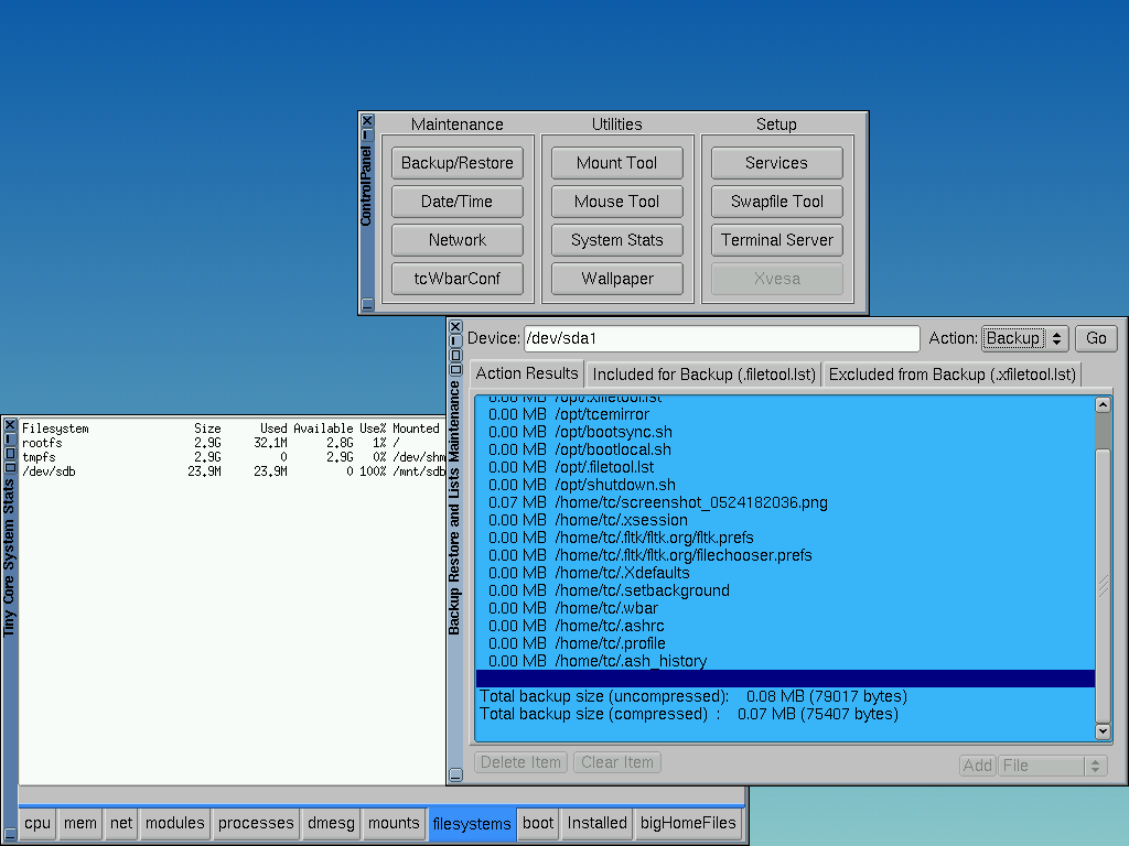 Tiny Core desktop screenshot: 7.1 backups