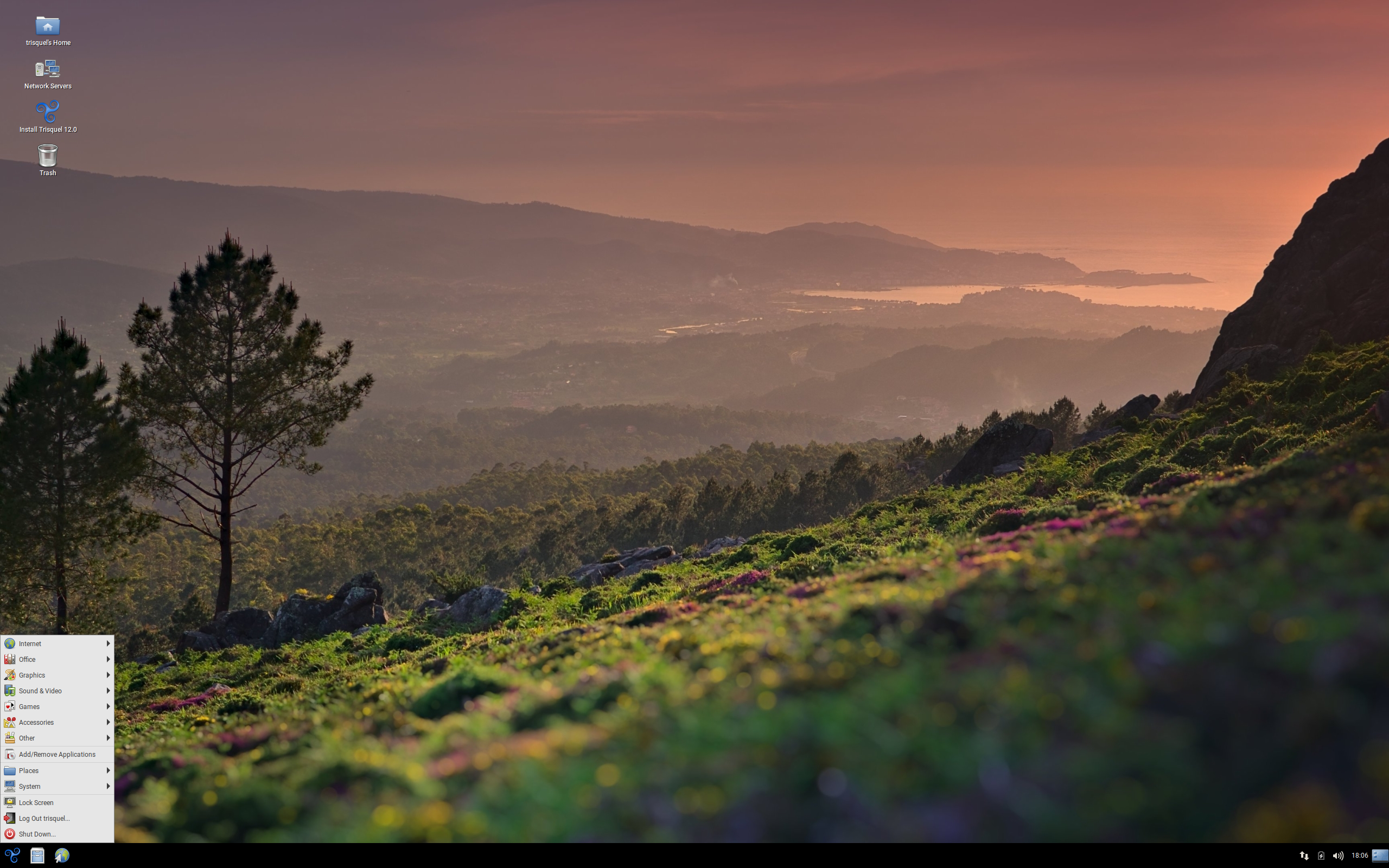 Trisquel desktop screenshot: 12.0