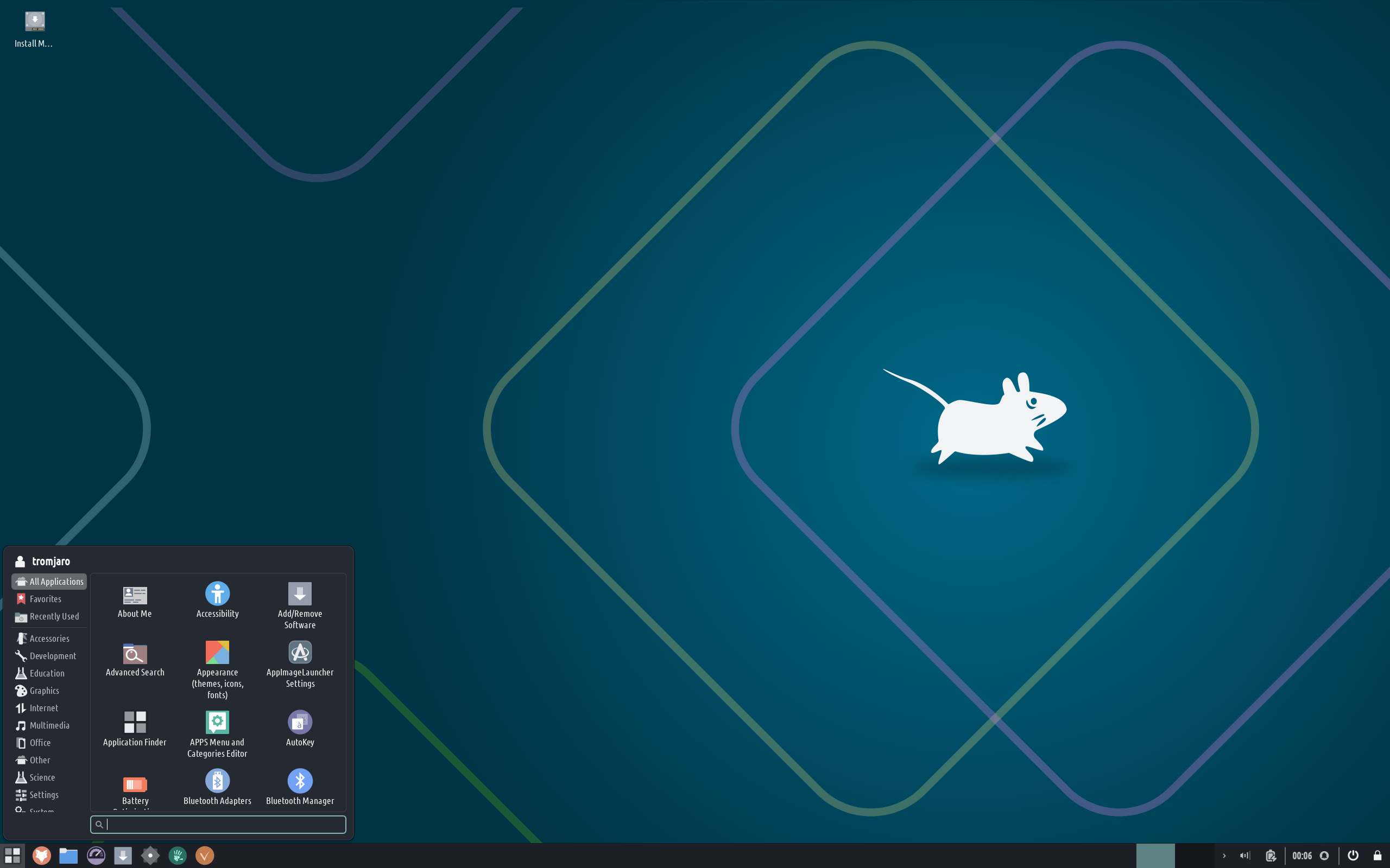 TROMjaro desktop screenshot: 2025.06.17