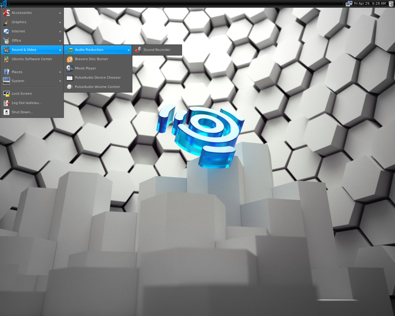 Ubuntu Studio desktop screenshot: 11.04