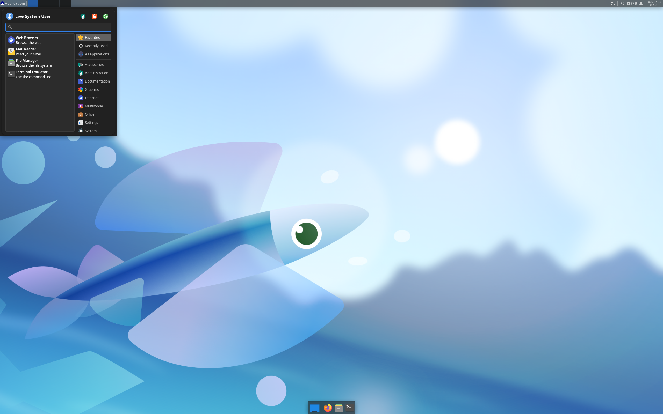 Ultramarine desktop screenshot: 44 xfce