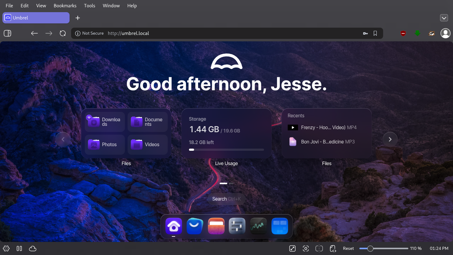 umbrelOS desktop screenshot: 1.7.4 dashboard