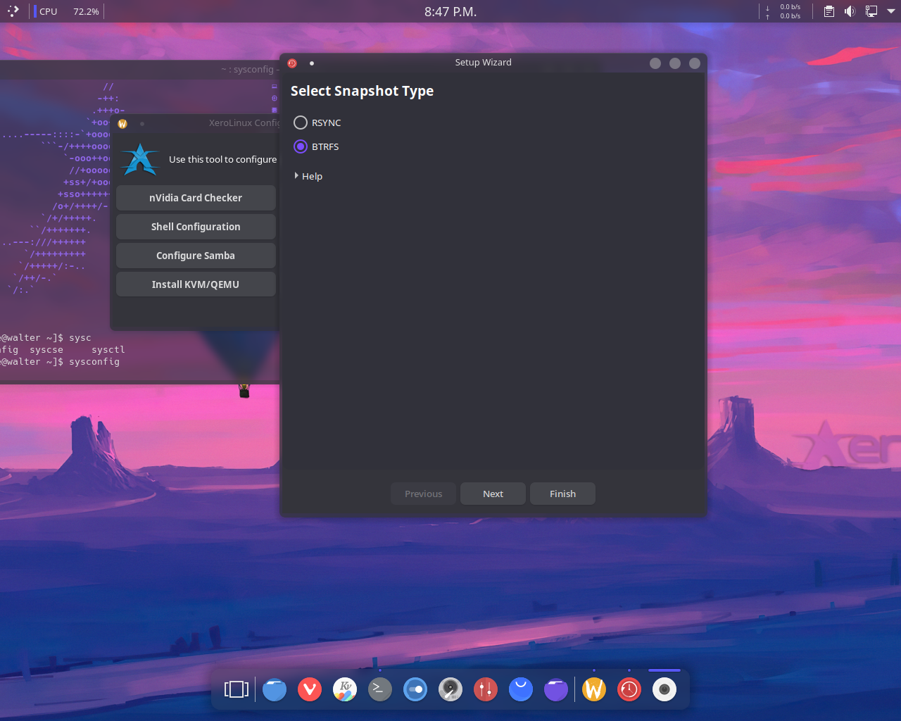 XeroLinux desktop screenshot: 2022 timeshift