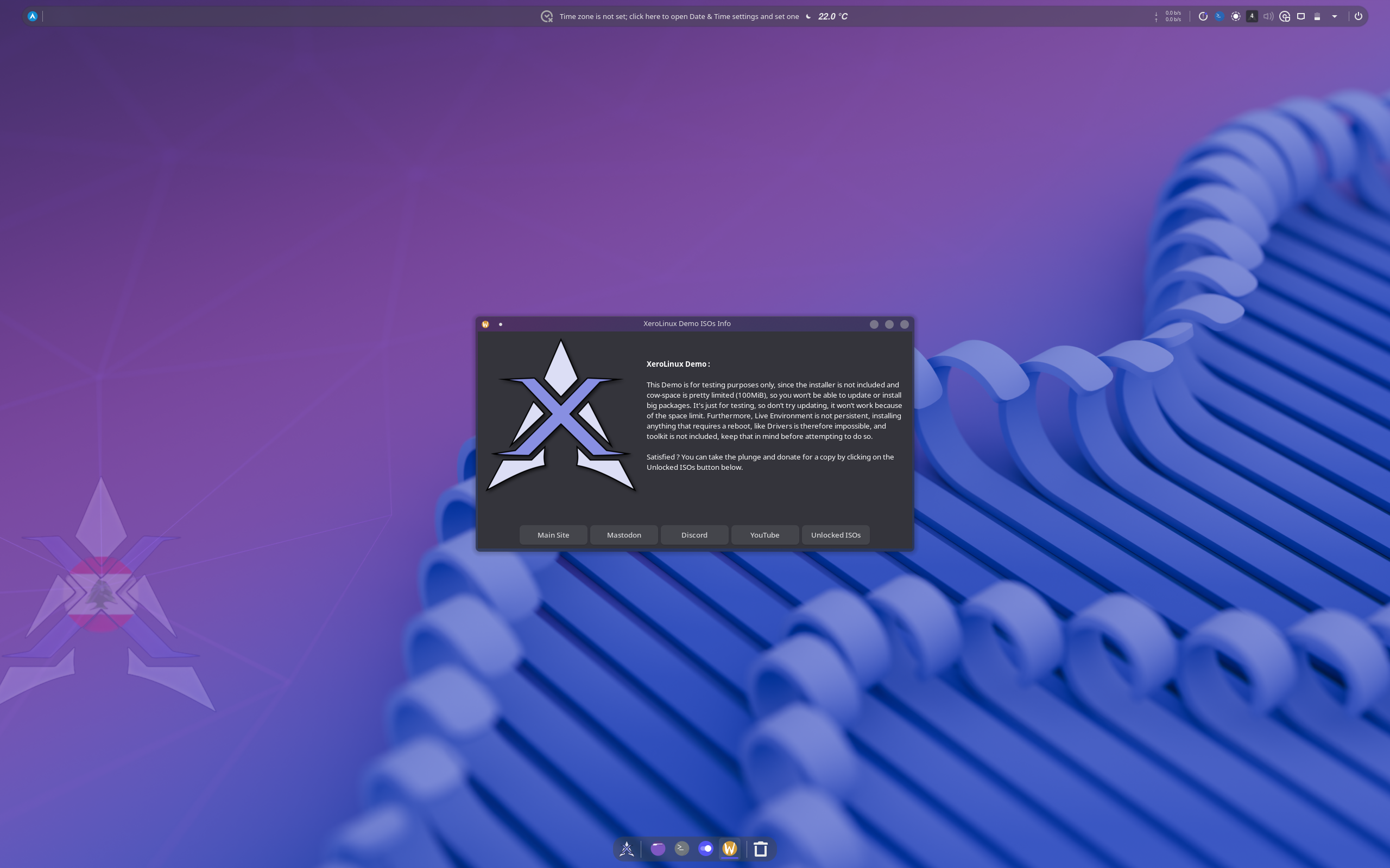 XeroLinux desktop screenshot: 2025.10